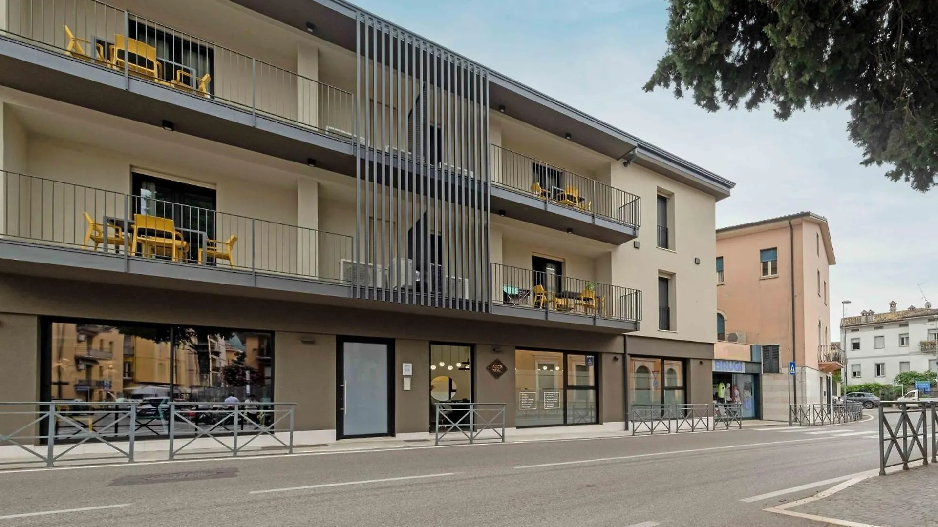 Apartmentsgarda 0*, Garda (Verona) Italien